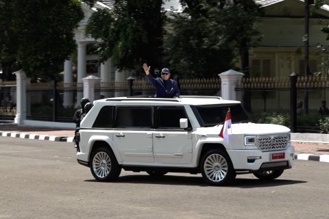 Prabowo Subianto Naik Maung